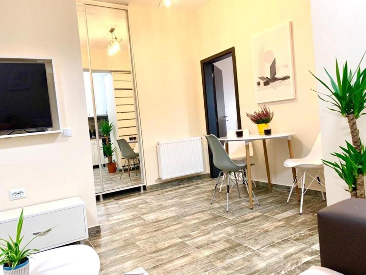 Designed Like Home Apartment Near Palas Mall Jászvásár Kültér fotó